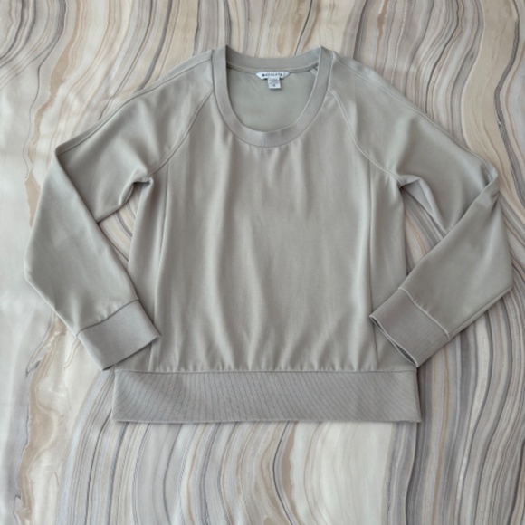 Athleta Seasoft Scoop-neck Sweatshirt Long Sleeve Abalone Gray/Ivory Size XS - Picture 12 of 12
